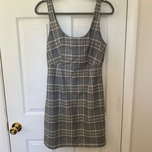 NWT Banana republic plaid suiting dress. Size 10 petite. Black, white, yellow.